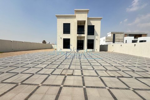 Vila u Dubai Land, UAE 5 spavaćih soba, 418 m2 Br. 646664 - fotografija 17