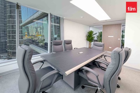 Business Bay, Dubai, UAE의 임대용 사무실 157.9제곱미터 번호 699944 - 사진 3