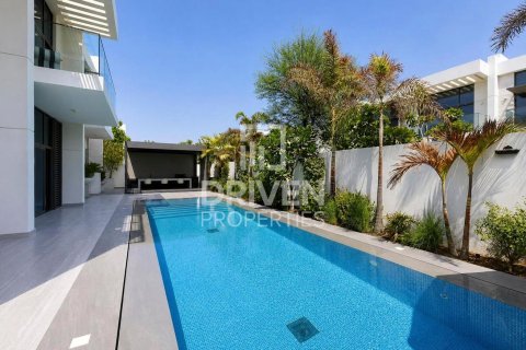 Villa in Mohammed Bin Rashid City, Dubai, UAE 5 bedrooms, 768.59 sq.m. № 764863 - photo 7