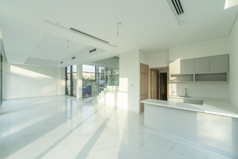 Vila v Al Furjan, Dubai, SAE 5 spální, 667.74 m2 č. 764380 - Fotografia 6
