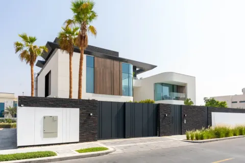 Villa til salg i Palm Jumeirah, Dubai, UAE 6 soveværelser, 1171.41 kvm № 752520 - foto 2