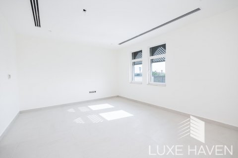 Villa itt: Jumeirah Park, Dubai, EAE, 4 hálószoba, 402.73 m², azonosító: 421635 - fénykép 8