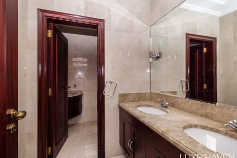 Willa do wynajęcia w Emirates Hills, Dubai, ZEA 6 sypialnie, 836.13 mkw., nr 421632 - zdjęcie 13