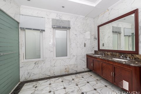 Willa do wynajęcia w Emirates Hills, Dubai, ZEA 6 sypialnie, 836.13 mkw., nr 421632 - zdjęcie 16