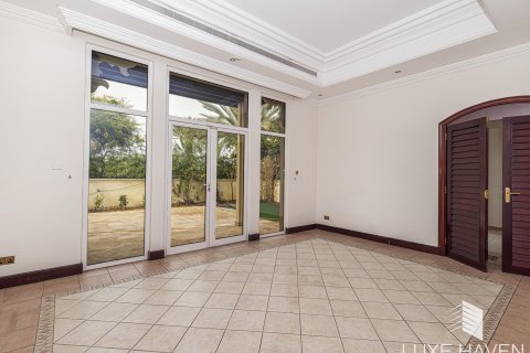 Willa do wynajęcia w Emirates Hills, Dubai, ZEA 6 sypialnie, 836.13 mkw., nr 421632 - zdjęcie 10