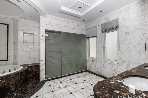 Willa do wynajęcia w Emirates Hills, Dubai, ZEA 6 sypialnie, 836.13 mkw., nr 421632 - zdjęcie 17