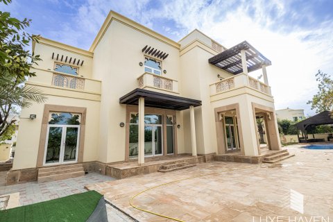 Willa do wynajęcia w Emirates Hills, Dubai, ZEA 6 sypialnie, 836.13 mkw., nr 421632 - zdjęcie 30