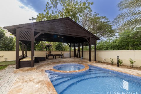 Willa do wynajęcia w Emirates Hills, Dubai, ZEA 6 sypialnie, 836.13 mkw., nr 421632 - zdjęcie 27
