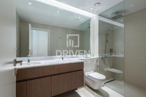 Apartmen di Jumeirah, Dubai, UAE 2 bilik tidur, 121.33 meter persegi № 754217 - foto 12