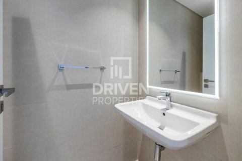 Apartmen di Jumeirah, Dubai, UAE 2 bilik tidur, 121.33 meter persegi № 754217 - foto 11