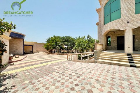Villa zur Miete in Seih Al Uraibi, Ras Al Khaimah, VAE 10 Schlafzimmer, 2694.2 m2 Nr. 457542 - Foto 28