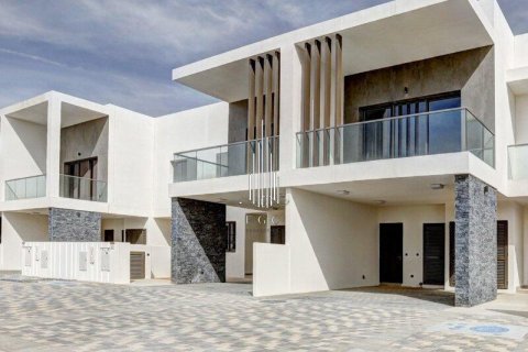 Vila na Yas Island, Abu Dhabi, UAE 3 spavaće sobe, 365.8 m2 Br. 489011 - Slika 2