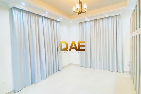 Dubai, BAE’de kiralık villa 5 yatak odası, 1607.2 m&sup2; No 575991 - fotoğraf 8
