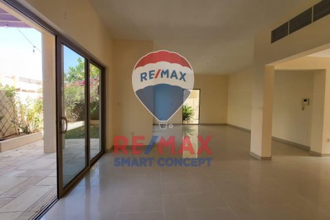 Таунхаус Al Raha Gardens, Абу-Даби, БАӘ-да 3 жатын бөлмелер, 254.9 м² № 503133 - фото 2
