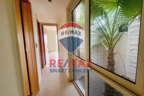 Vila u gradu Al Raha Gardens, Abu Dhabi, UAE 4 spavaće sobe, 241 m2 Br. 503135 - Slika 9