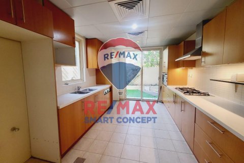 Vila u gradu Al Raha Gardens, Abu Dhabi, UAE 4 spavaće sobe, 241 m2 Br. 503135 - Slika 8