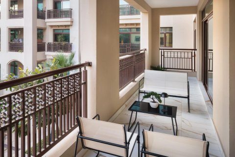 Apartment sa The Views, Dubai, UAE 2 silid-tulugan, 116.13 sq.m. № 755124 - larawan 3