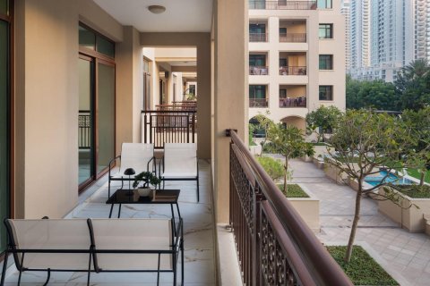 Apartment sa The Views, Dubai, UAE 2 silid-tulugan, 116.13 sq.m. № 755124 - larawan 2