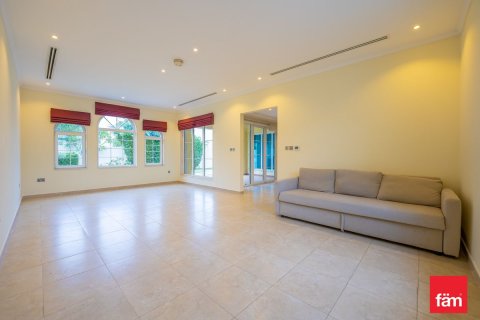 Villa à vendre à  Dubai, EAU 3 chambres, 524.5 m2 № 753400 - photo 8