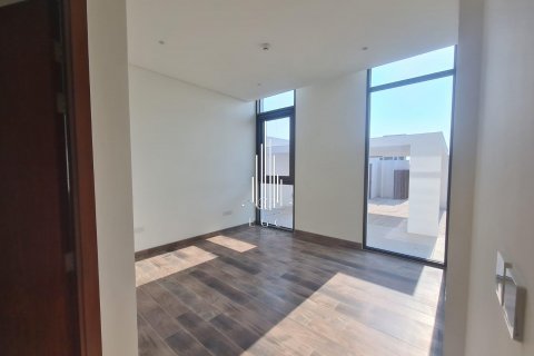 Abu Dhabi, UAE의 임대용 빌라 침실 4개, 779.9제곱미터 번호 533247 - 사진 14