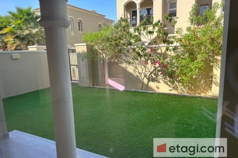 Kaupunkipientalo Dubai Land, Arabiemiraatit 2 makuuhuonetta, 172.5 m2 № 544482 - kuva 10
