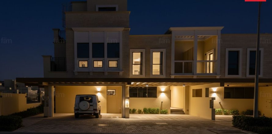 Városi lakóépület itt: Dubai, EAE, 5 hálószoba, 287.1 m², azonosító: 732957