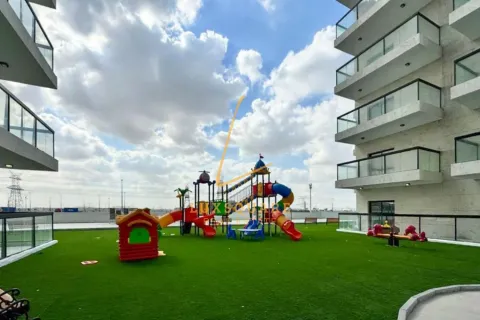 Apartman u Al Furjan, Dubai, UAE 3 spavaćih soba, 143 m2 Br. 718665 - fotografija 16