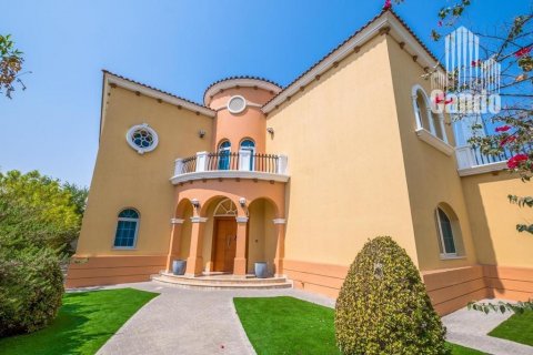 Vila v Jumeirah Park, Dubai, SAE 5 spální, 435.6 m2 č. 570240