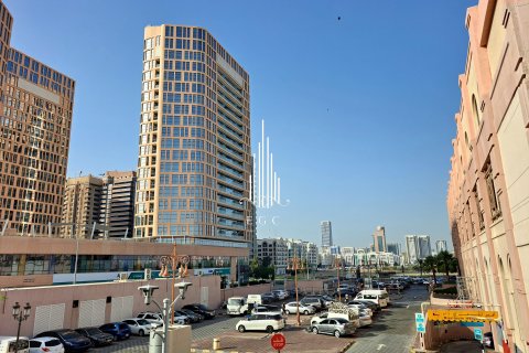 Vila di Al Khalidiya, Abu Dhabi, UAE 4 bilik tidur, 281 meter persegi № 450224 - foto 25
