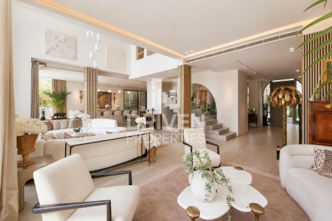 ویلا برای اجاره در Jumeirah Islands، Dubai، امارات متحده عربی 4 خوابه ، 1001.68 متر مربع ، شماره 762718 - تصویر 5