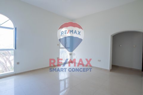 Villa para venda em Baniyas, Abu Dhabi, EAU 5 quartos, 508.2 m2 № 532249 - foto 9
