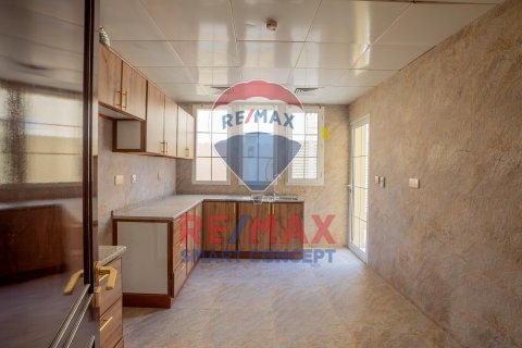 Villa para venda em Baniyas, Abu Dhabi, EAU 5 quartos, 508.2 m2 № 532249 - foto 6