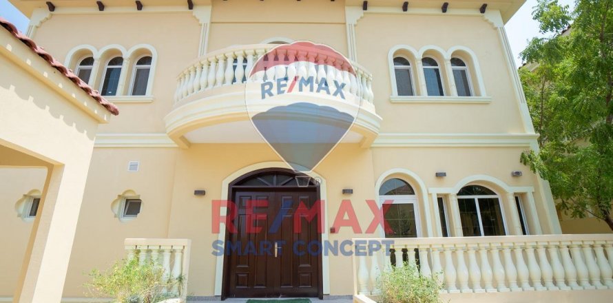 Villa em Baniyas, Abu Dhabi, EAU 5 quartos, 508.2 m2 № 532249
