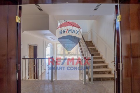 Villa para venda em Baniyas, Abu Dhabi, EAU 5 quartos, 508.2 m2 № 532249 - foto 30