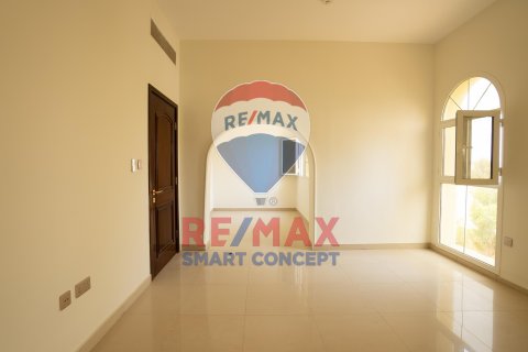 Villa para venda em Baniyas, Abu Dhabi, EAU 5 quartos, 508.2 m2 № 532249 - foto 11