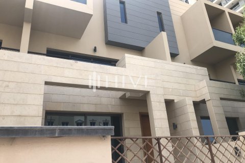 Villa itt: Jumeirah Village Circle, Dubai, EAE, 4 hálószoba, 322.6 m², azonosító: 566625 - fénykép 2