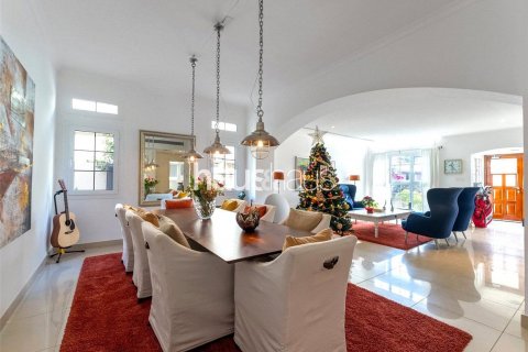 Villa en alquiler en The Springs, Dubai, EAU 4 dormitorios, 381 m2 № 626670 - foto 10