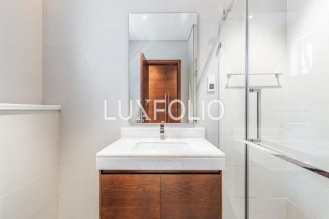 Villa te huur in Mohammed Bin Rashid City, Dubai, VAE 5 slaapkamers, 847 vr.m., nr 628086 - foto 25