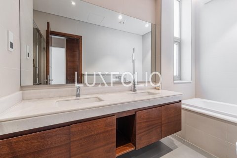 Villa te huur in Mohammed Bin Rashid City, Dubai, VAE 5 slaapkamers, 847 vr.m., nr 628086 - foto 28