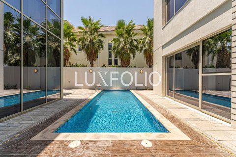 Villa te huur in Mohammed Bin Rashid City, Dubai, VAE 5 slaapkamers, 847 vr.m., nr 628086 - foto 5