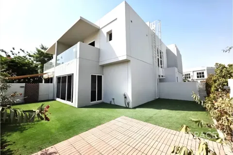 Willa w Mudon, Dubai, ZEA 4 sypialnie, 248 mkw. nr 738171