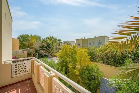 Vilë në Meadows, Dubai, Emiratet e Bashkuara Arabe 3 dhoma gjumi, 287 m2. № 737882 - Foto 20