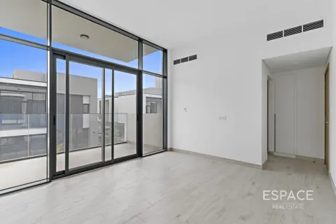 Villa itt: Al Furjan, Dubai, EAE, 4 hálószoba, 323 m², azonosító: 738170 - fénykép 11
