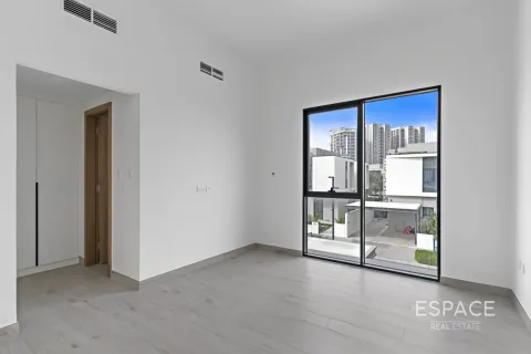 Villa itt: Al Furjan, Dubai, EAE, 4 hálószoba, 323 m², azonosító: 738170 - fénykép 2