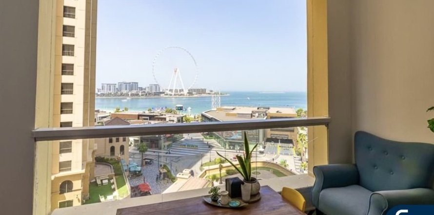 Apartment in Jumeirah Beach Residence, Dubai, UAE 3 bedrooms, 202 sq.m. № 667161