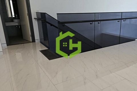 Twee-onder-een-kapwoning te koop in Al Kifaf, Dubai, VAE 3 slaapkamers, 267.7 vr.m., nr 454037 - foto 3