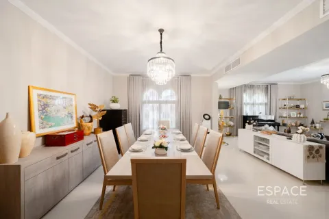 Vila di Dubai Land, UAE 4 bilik tidur, 496 meter persegi № 738046 - foto 4