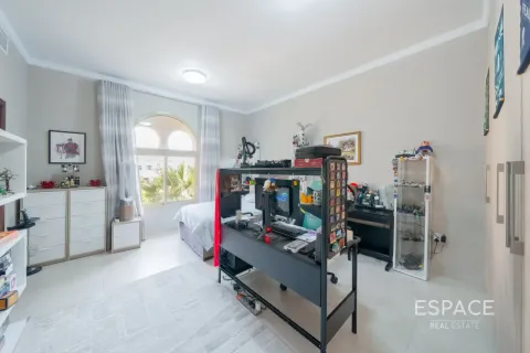 Vila di Dubai Land, UAE 4 bilik tidur, 496 meter persegi № 738046 - foto 16