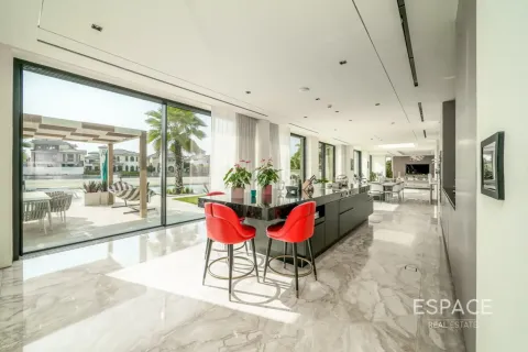 Villa in vendita a Palm Jumeirah, Dubai, EAU 5 camere da letto, 836 mq. № 738047 - foto 7