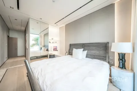 Villa in vendita a Palm Jumeirah, Dubai, EAU 5 camere da letto, 836 mq. № 738047 - foto 8